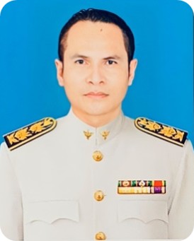 นายจักรกฤษณ์ เย็นสม