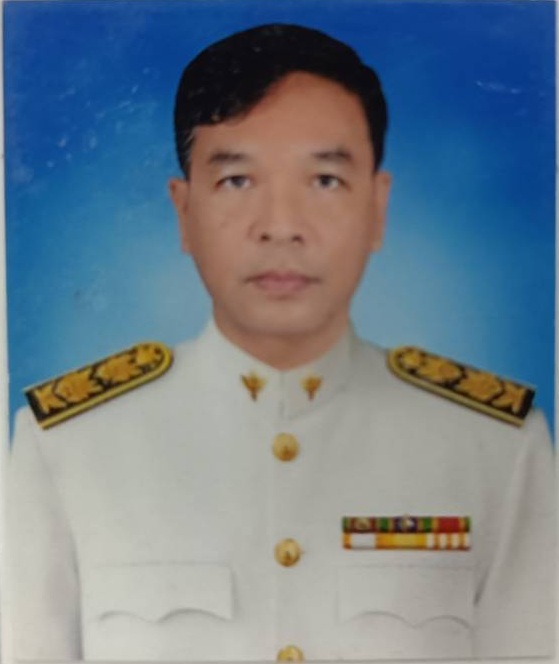 นายฤทธิรงค์ จงห่วงกลาง